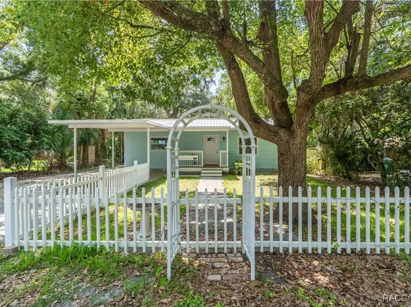 750 NE 2nd Ave, Crystal River, FL 34428