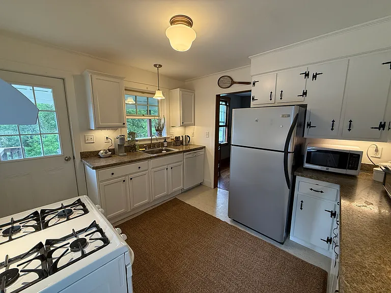 103 Sweet Cherry St — Photo 13