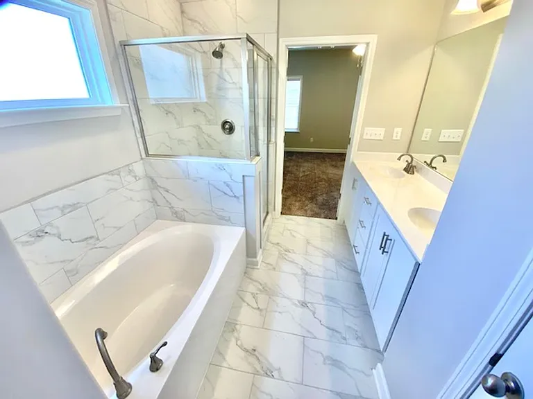 5440 Lakeside Cv — Photo 6