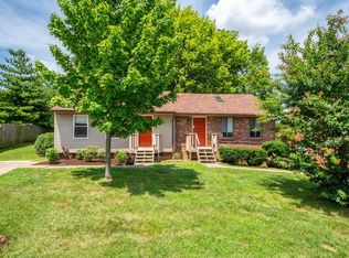 1309 Leaning Tree Ln, Lexington, KY 40517