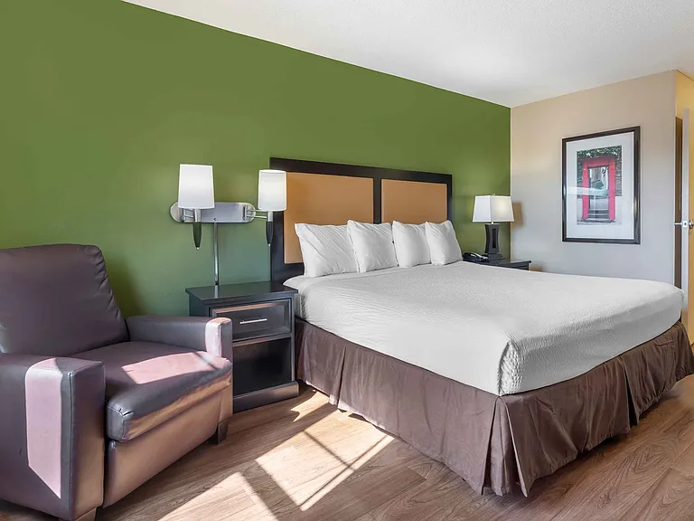 Studio Suite - 1 King Bed