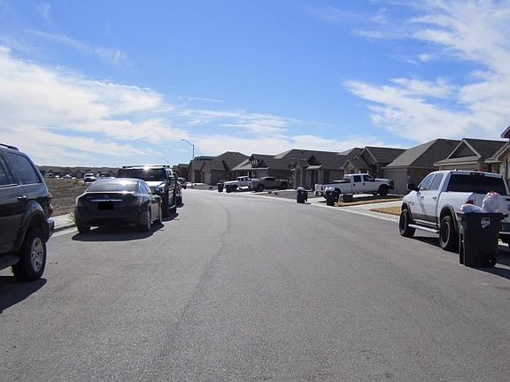 4th image of 9045 Desert Ave