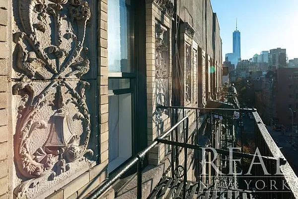 Rented by REAL New York | media 11