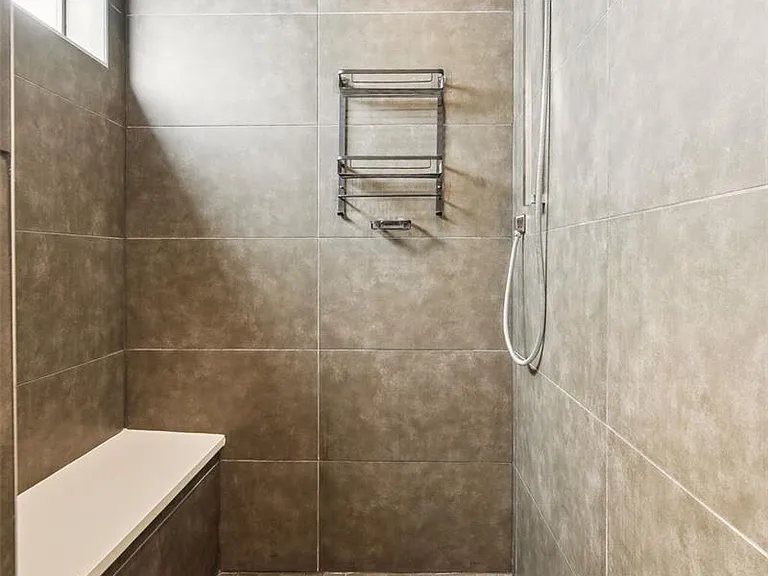 1386 Zenobia St — Photo 32