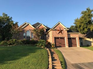 915 Kingwood Cir, Highland Village, TX 75077