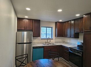 780 Ryan Ave #1, Hiawatha, IA 52233