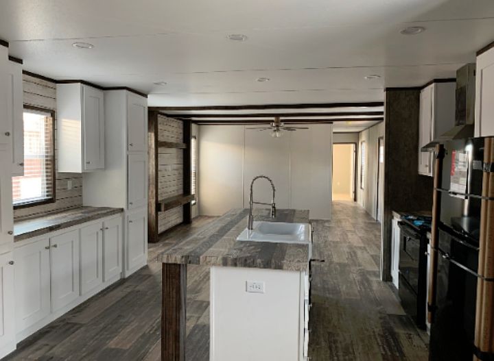 1st image of 826 Hope Ave