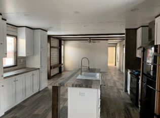 826 Hope Ave, Farmington, NM 87401