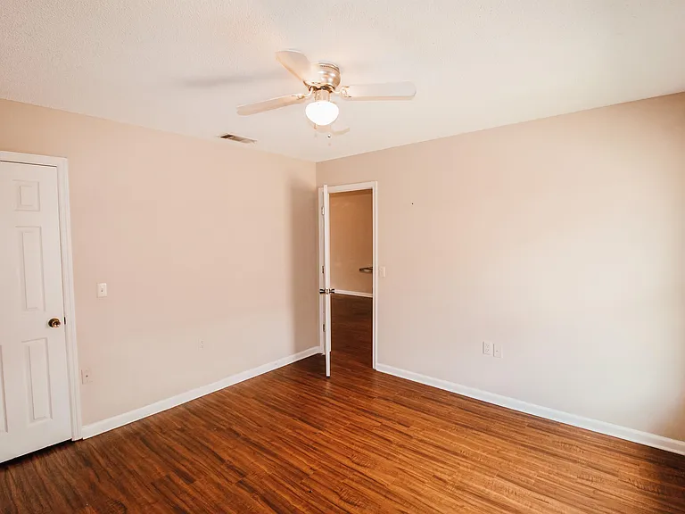 140 Lanier Dr #27-1 — Photo 5