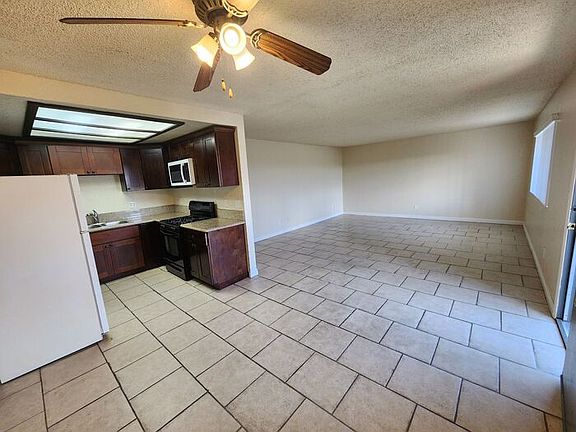 2nd image of 5315 Santa Margarita St APT 8