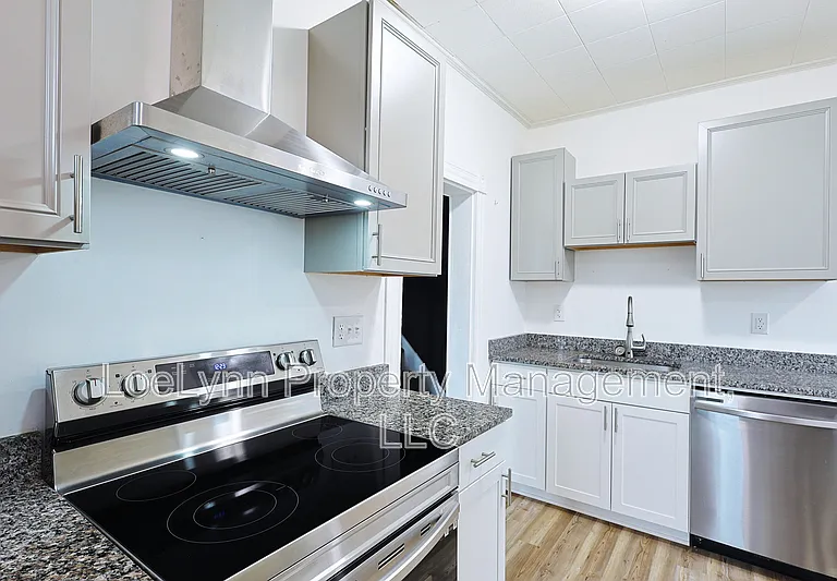14208 Temple St #14208 — Photo 21