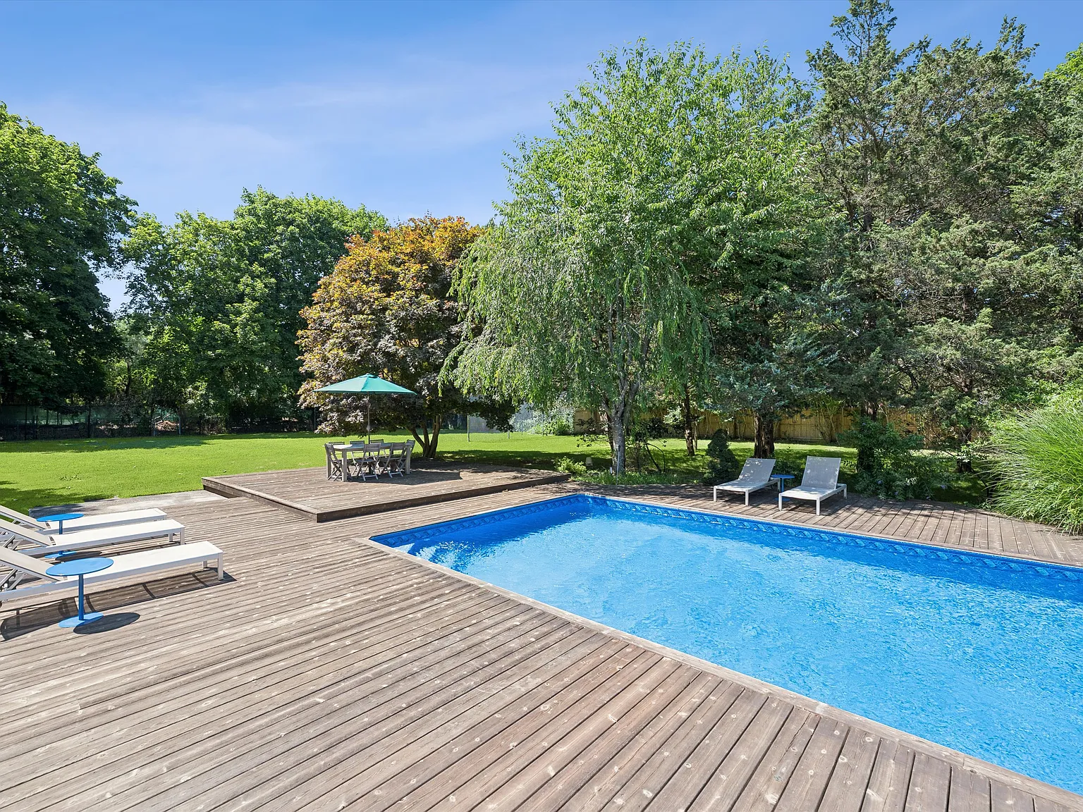 Westhampton South with Pool — Photo 4