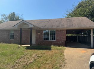 901 Everett St, Longview, TX 75604