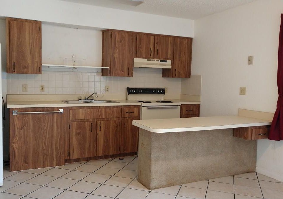 1st image of 8520 W Mayo Dr APT 77