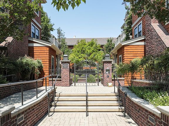 2nd image of 325 Channing Ave APT 311