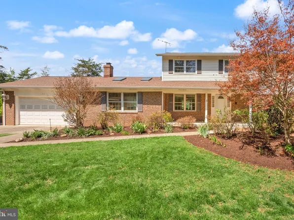46564 E Church Rd, Sterling, VA 20164