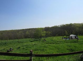 41384 State Highway 44, Mabel, MN 55954