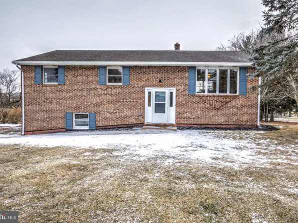 1370 Twigg Ave, Lebanon, PA 17046