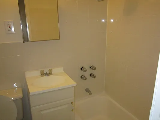 Rented by Reliance Realty Partners LLC  | media 2