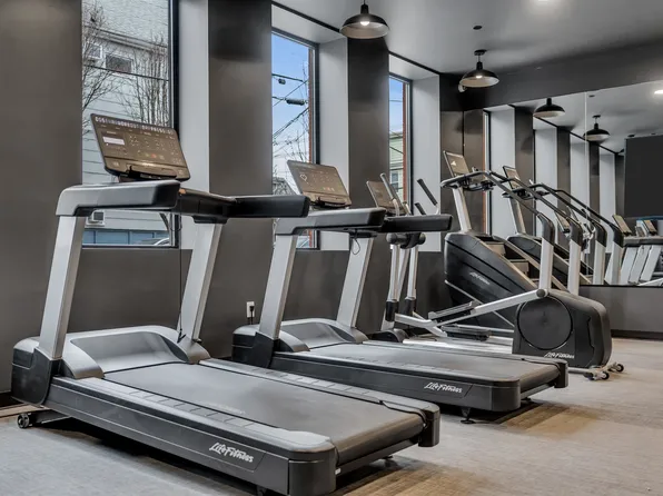 345 Avenue A image 19 of 20