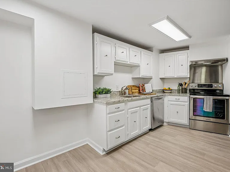 4601 N Park 210 #K — Photo 20