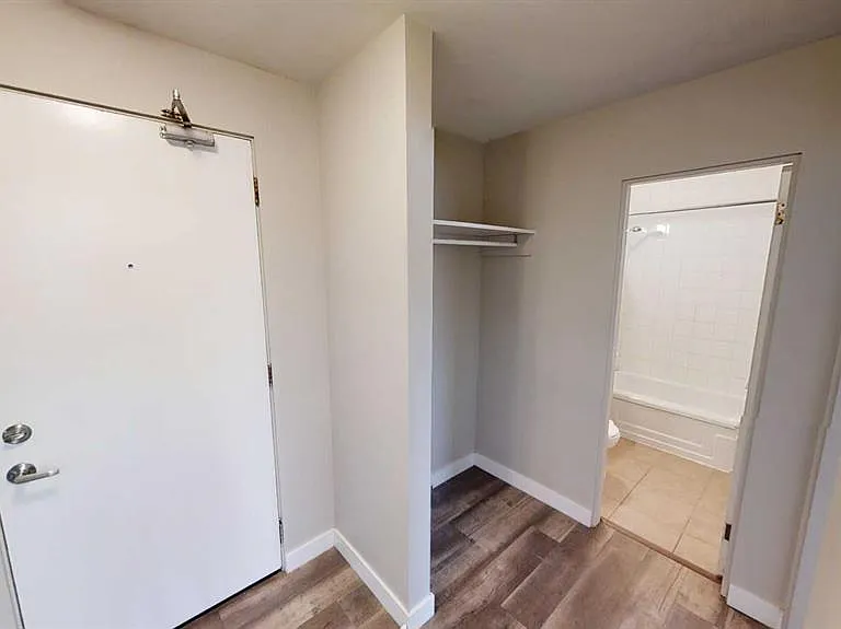 9932 105th Ave #108 — Photo 2