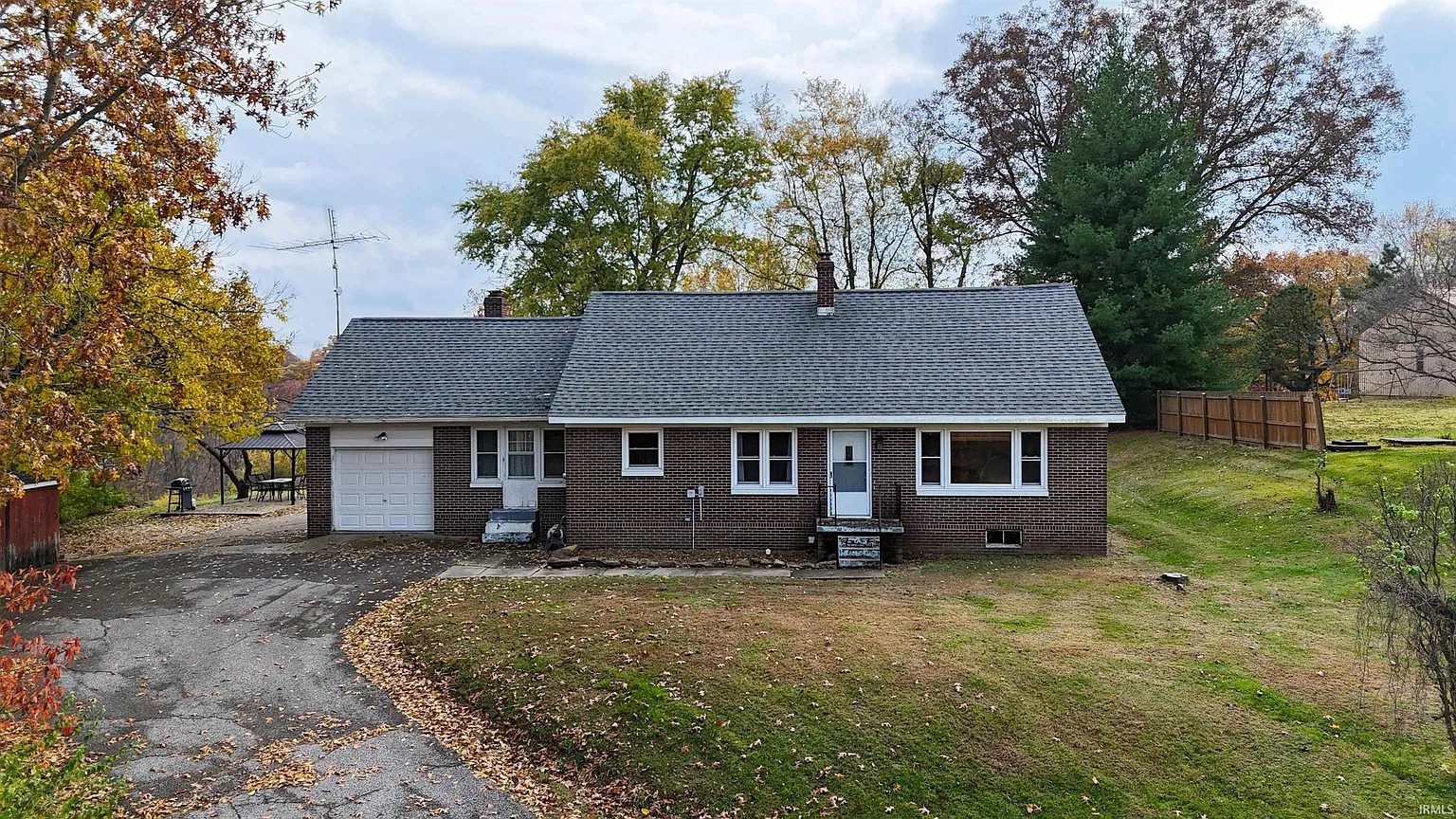 8264 E Schnellville Rd photo 1