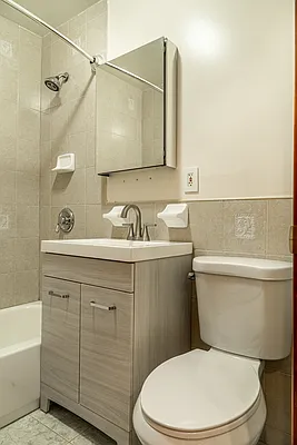 Rented by Resource Realty Group | media 20