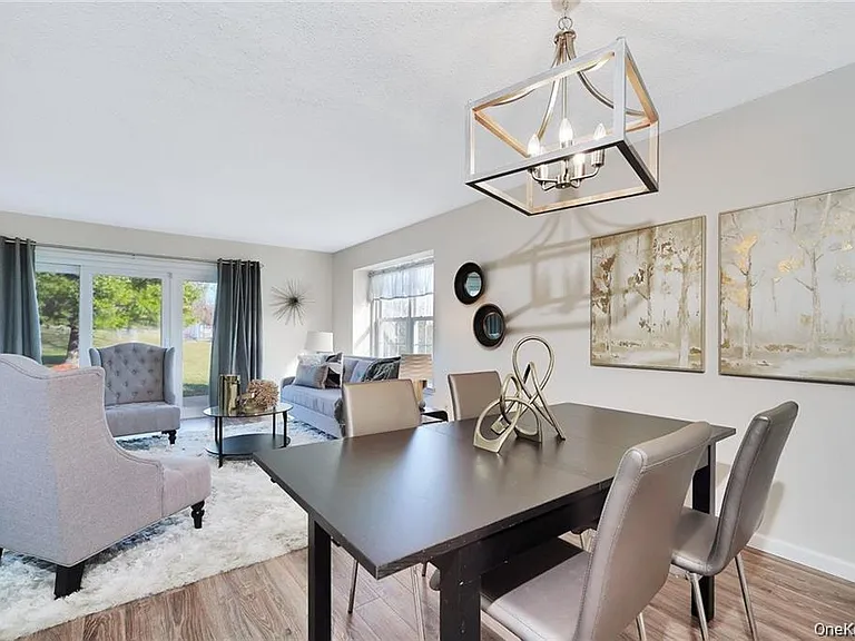 2 Goldsmith Ct — Photo 10