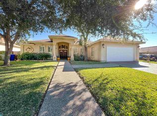 3811 Winrock Dr, Laredo, TX 78045