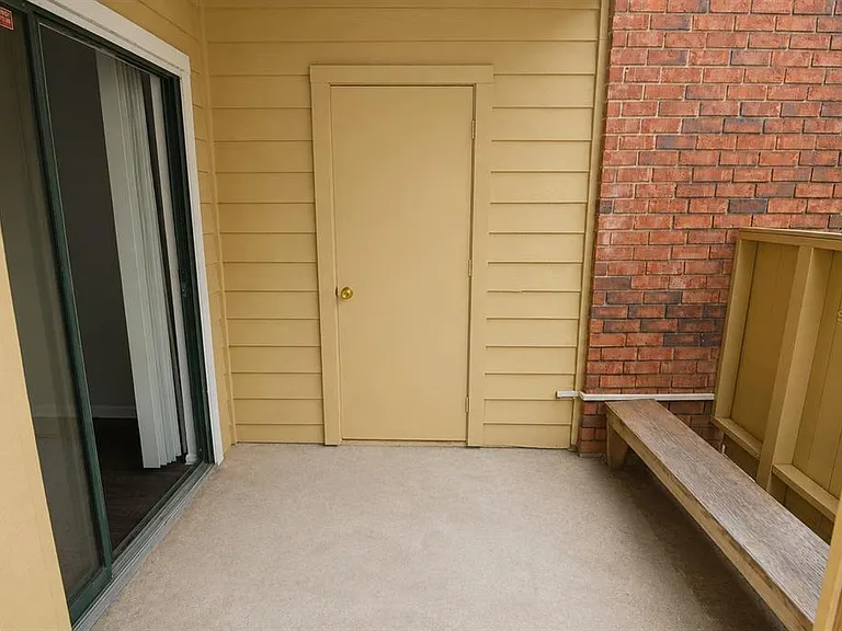 8718 Mallard Reserve Dr #104 — Photo 47