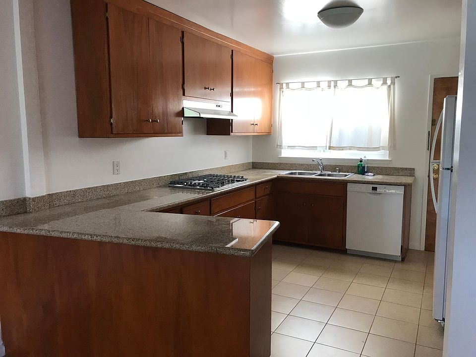 1st image of 1460 S Van Ness Ave #4