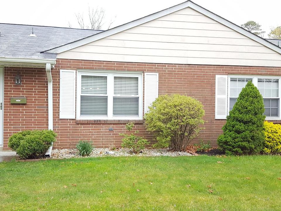 1st image of 54 E Buckingham Dr #100E