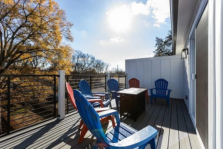 1122 N Alexander St — Photo 120