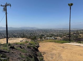 894 W Highland Dr, Camarillo, CA 93010