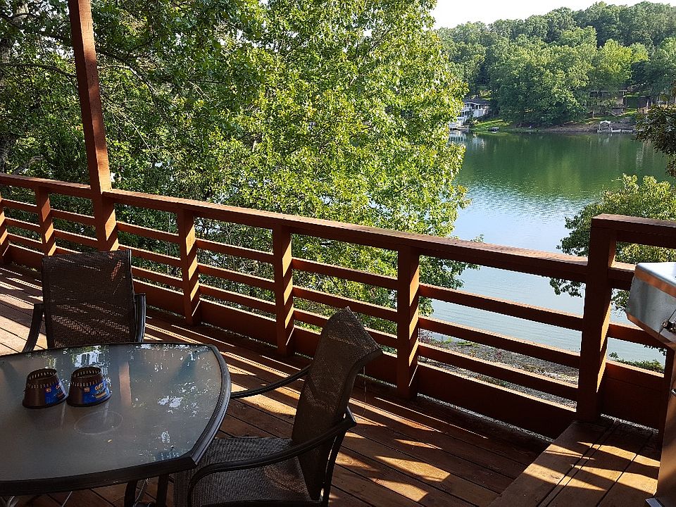 2nd image of 1 Pease Ln