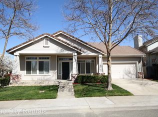 9315 E Lake Dr, Elk Grove, CA 95758