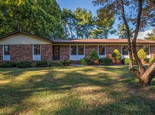 712 Walker Springs Rd, Knoxville, TN 37923