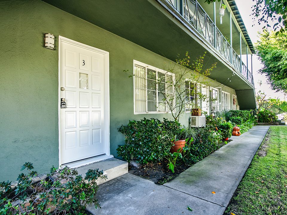 1st image of 5434 Willowcrest Ave APT 3