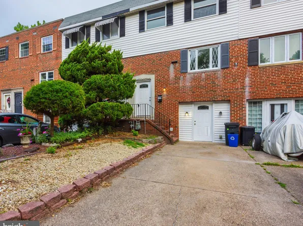 137 Laureba Ave, Stratford, NJ 08084