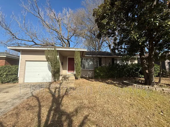 1127 E 53rd Pl, Tulsa, OK 74105