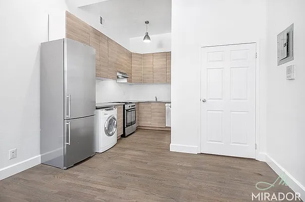 Rented by Mirador Real Estate | media 18