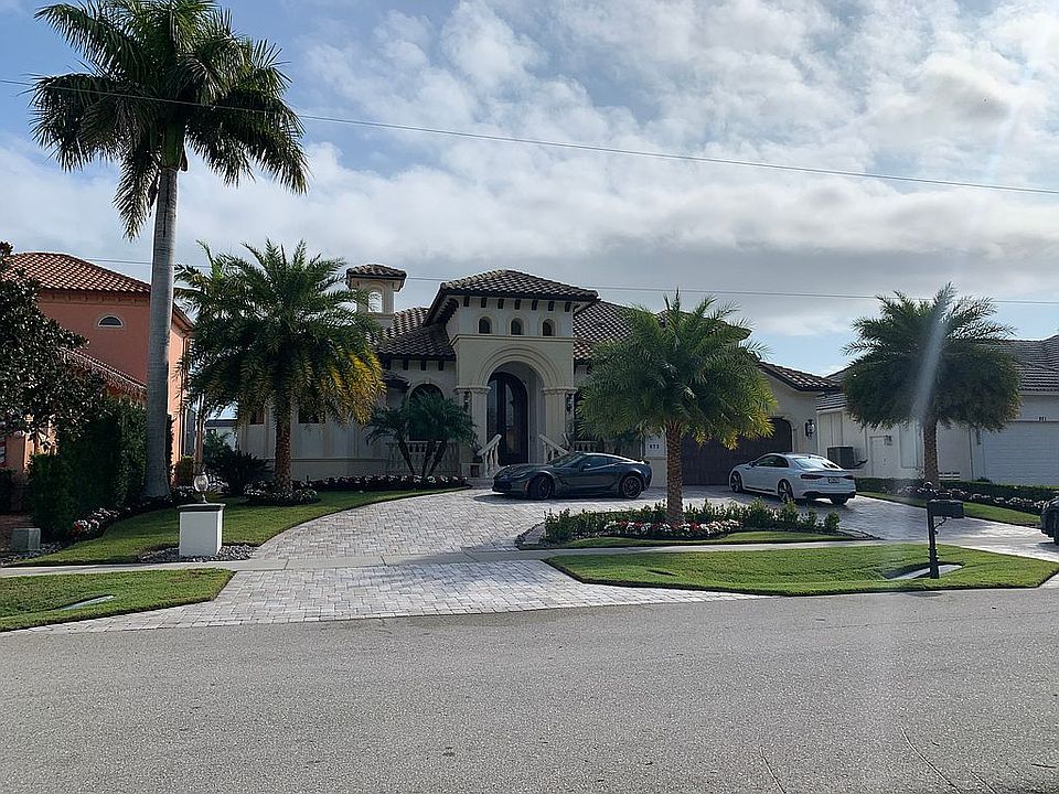 1st image of 873 Swan Dr