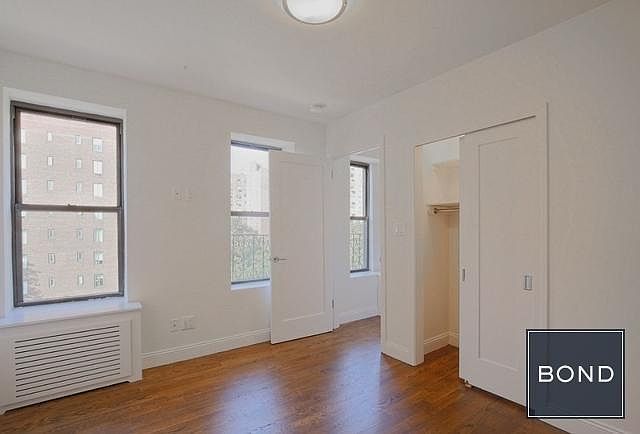 2nd image of 540 E 14th St APT 8