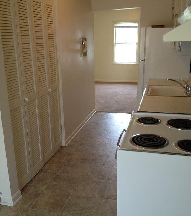1st image of 6503 Carefree Ln APT 21