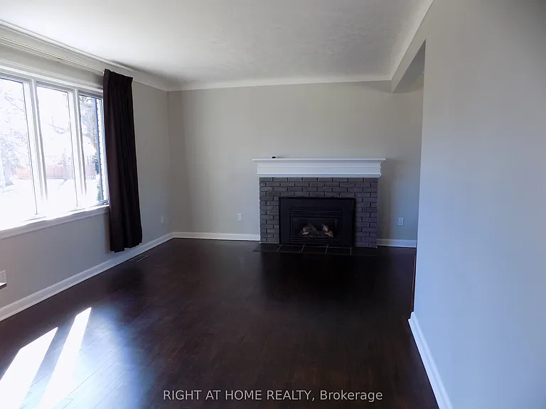 1128 Checkers Rd — Photo 4