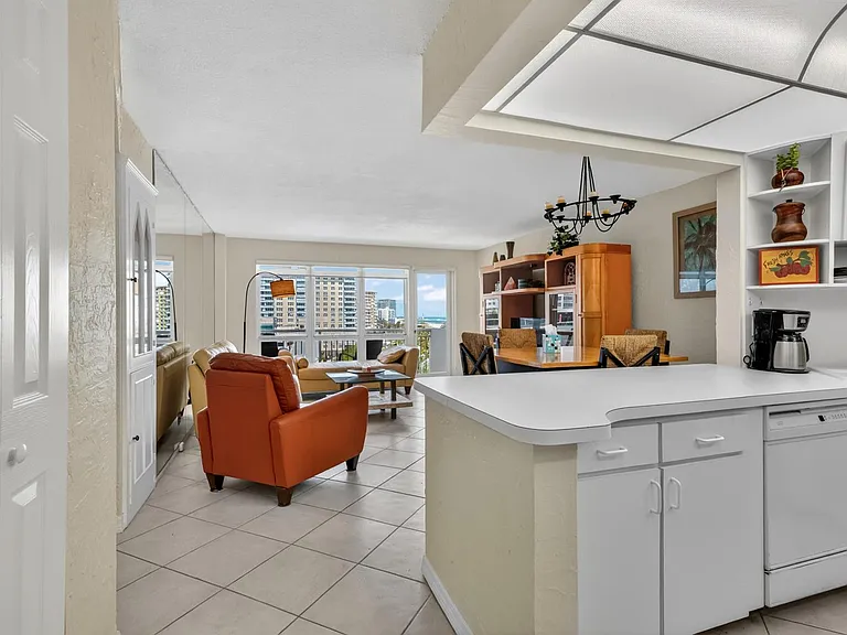 133 N Pompano Beach Blvd #708 — Photo 8