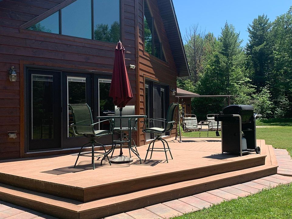7881 Reindeer Run, Munising, MI 49862 Zillow
