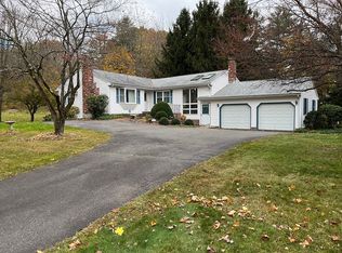 445 Poquonock Ave, Windsor, CT 06095