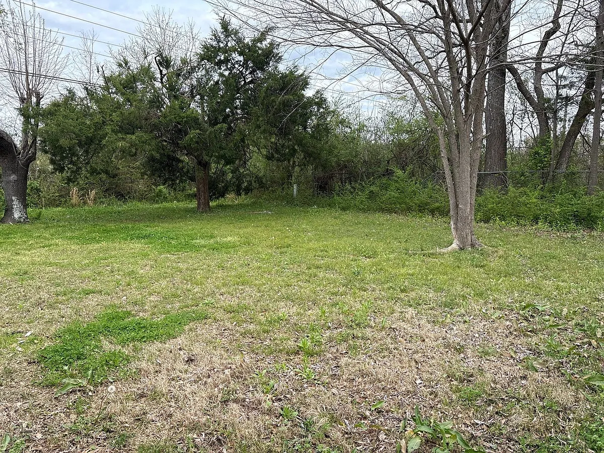 Building Photo - 3764 Windermere Rd